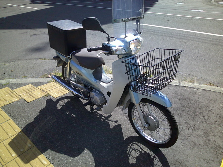 ホンダ:スーパーカブ50 フル装備 FI セル 四速 | 北海道のバイク情報