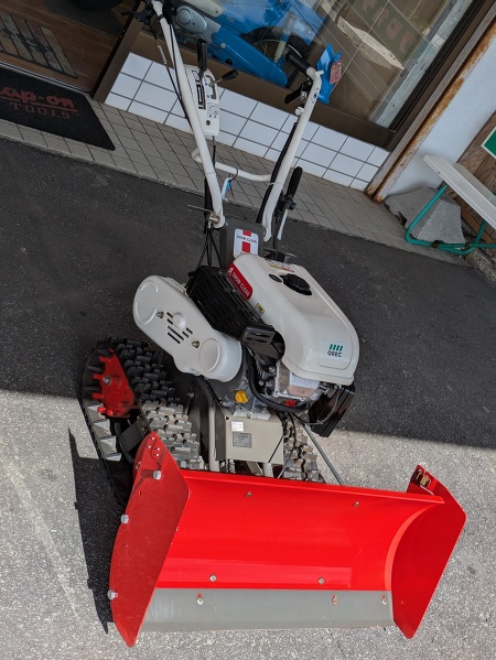 除雪機 SGW802S 新型スノーグレーダー 楽オス SGW802S 1分30秒ver. ≪除雪機